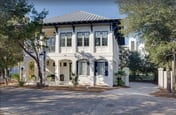 White Haven - Beachfront & community pool
