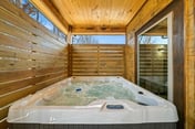 The Charlotte - Hot Tub, Fireplace, Fire Pit, & Patio