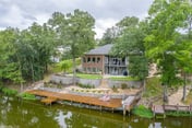 McKenzie Cove - Private dock & lake views