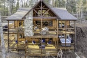 Aska Lux - Mountain views & hot tub