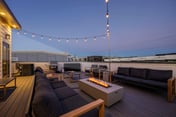 Acoustic - Private rooftop deck & fire pit