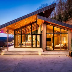 The Glass Frame - Floor-to-ceiling mountain views