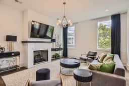 Luxury Gulch Condo w/ Private Rooftop Deck - Image 3