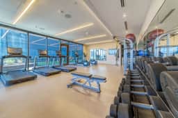 Luxury Rainey High-Rise | Rooftop Pool & Gym