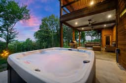 Private Mountain-View Cabin w/  Hot Tub