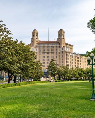 The Arlington Hotel