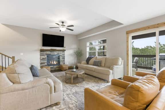 Double Eagle - Hot tub, pools & game room - Image 1