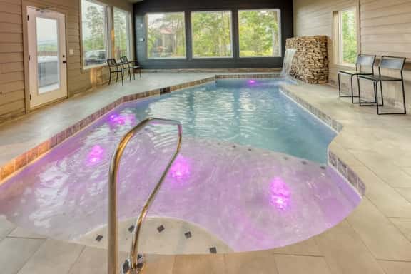 Hillside Manor - Indoor pool & mountain views - Image 1
