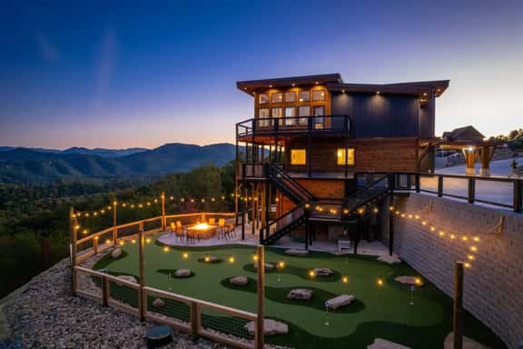 High Camp - Indoor pool & mountain views - Image 1
