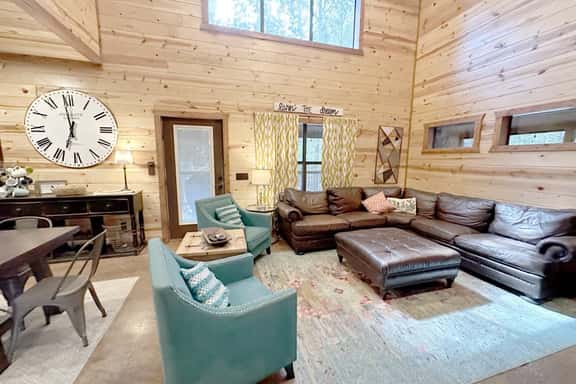 Livin' the Dream - Hot tub & fire pit - Image 1