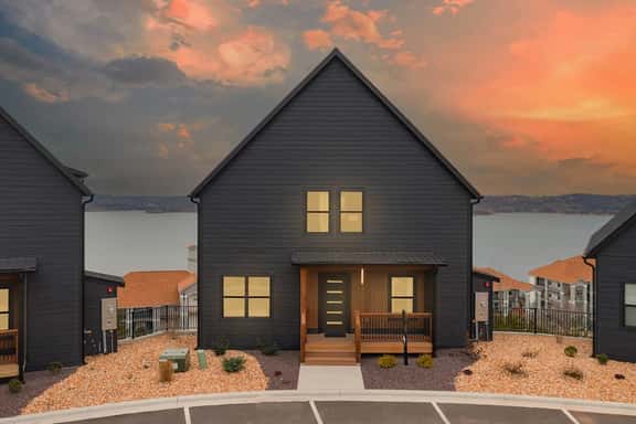 Sky View - Lakefront, indoor pool & arcades - Image 1