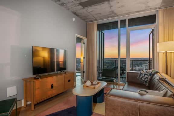 Del Rio - Rooftop pool & Rainey St balcony - Image 1