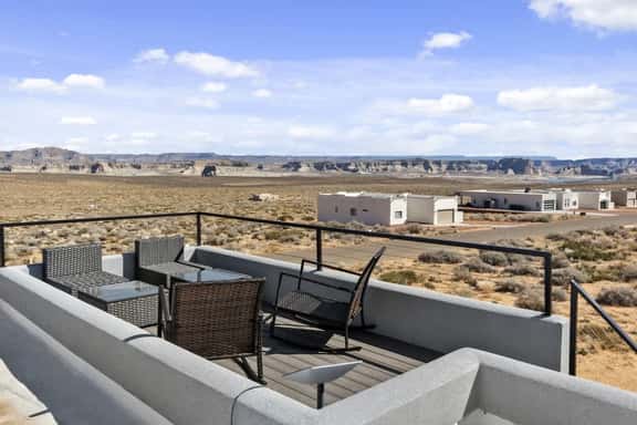 Stargazer - Hot tub, fire pit & deck - Image 1