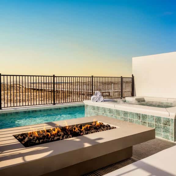 Elysian - Gulf-front pool & hot tub - Image 1