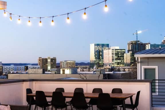 Gulch Walkable 3BR w/ Roof Deck & Skyline View