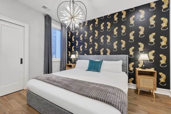 7BR Downtown Gulch Retreat – Sleeps 22