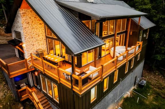 2 Luxe Homes - 2 Heated Pools & Hot Tubs - Slps 28