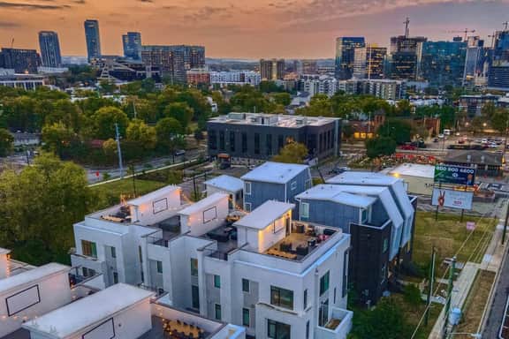 Luxury Gulch Condo w/ Private Rooftop Deck - Image 2