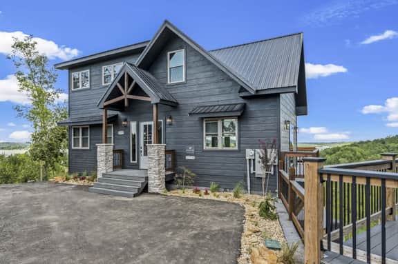 Lakefront Retreat w/ Pool, Hot Tub, Game Room