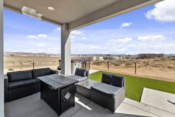 Stargazer 4BR Desert Retreat | Hot Tub & Deck