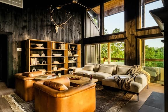 2 Luxe Homes - 2 Heated Pools & Hot Tubs - Slps 28
