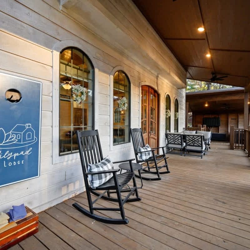Chic Cottage w/ Hot Tub, Pond & Fire Pit Deck